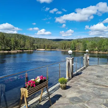 Nidelva Fjodor Main House Tatil Evi