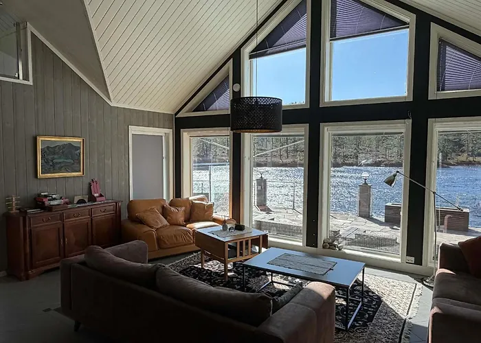 Heyerdahl Main House Amli